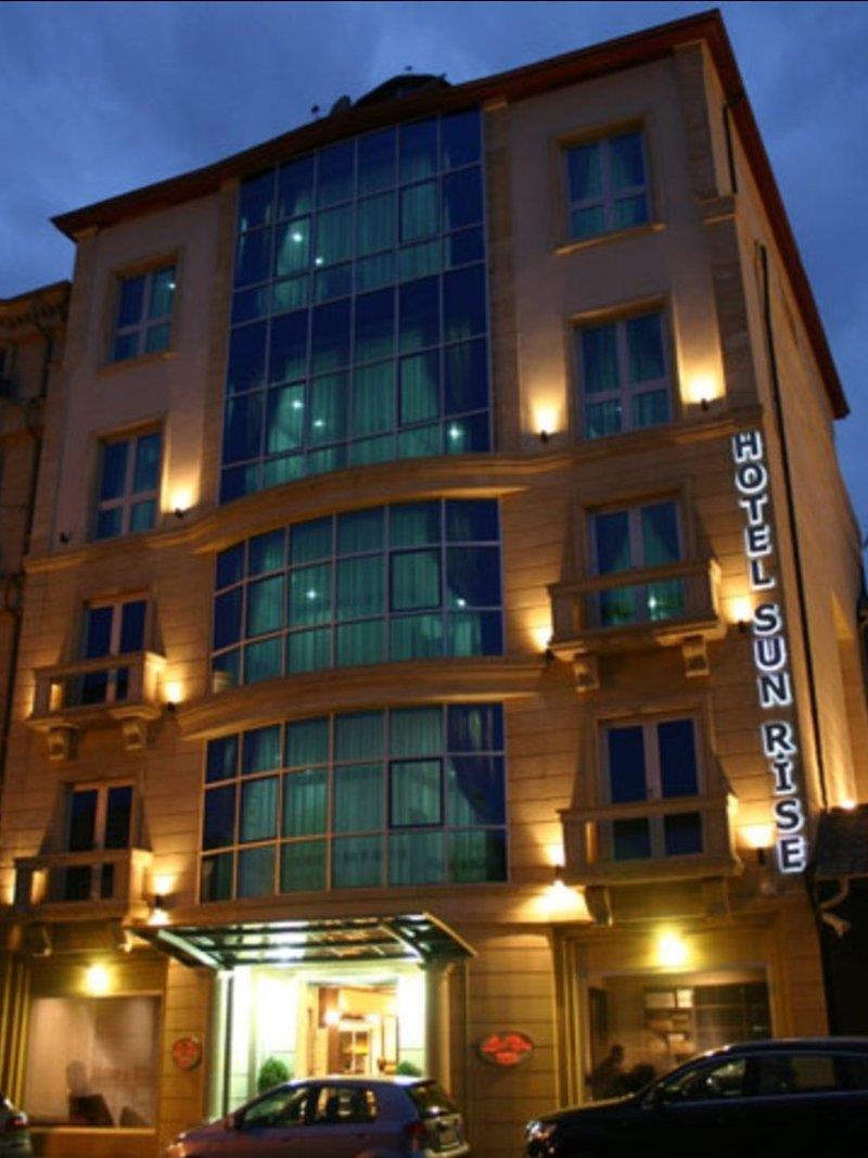 Sun Rise Hotel Bakoe Buitenkant foto